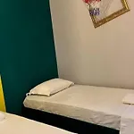 Super House Blloku - 3 公寓 地拉那