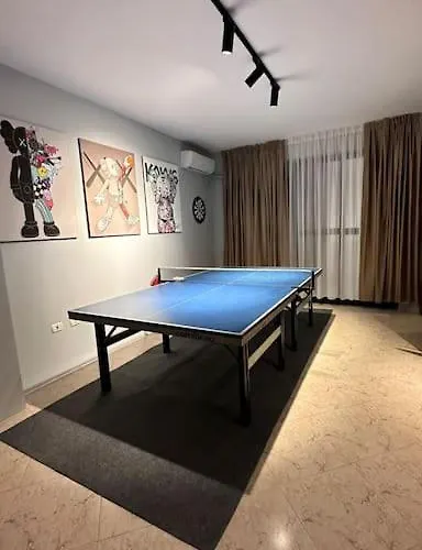 Super House Blloku - 3 * Τίρανα