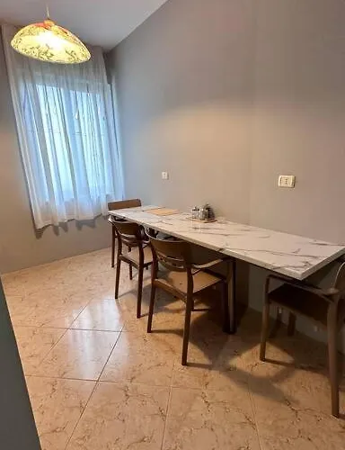 Super House Blloku - 3 דירה