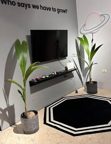 Super House Blloku - 3 Apartman Tirana